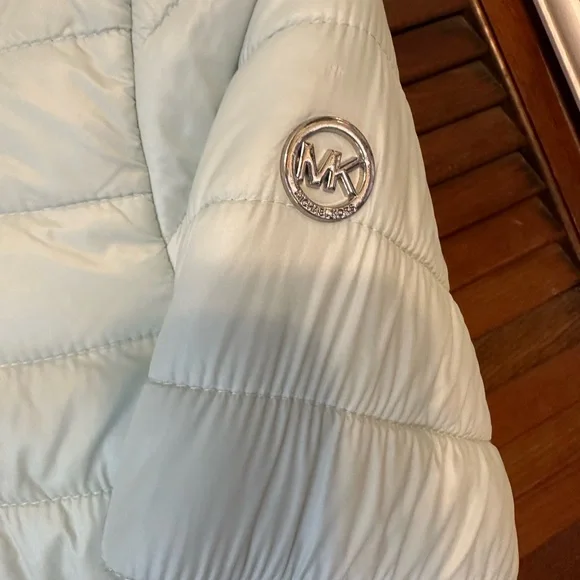 SOLD Michael Kors Girls Puffer Coat Pale Blue With Faux Fur Lining & Hood 10/12 - Picture 14 of 14